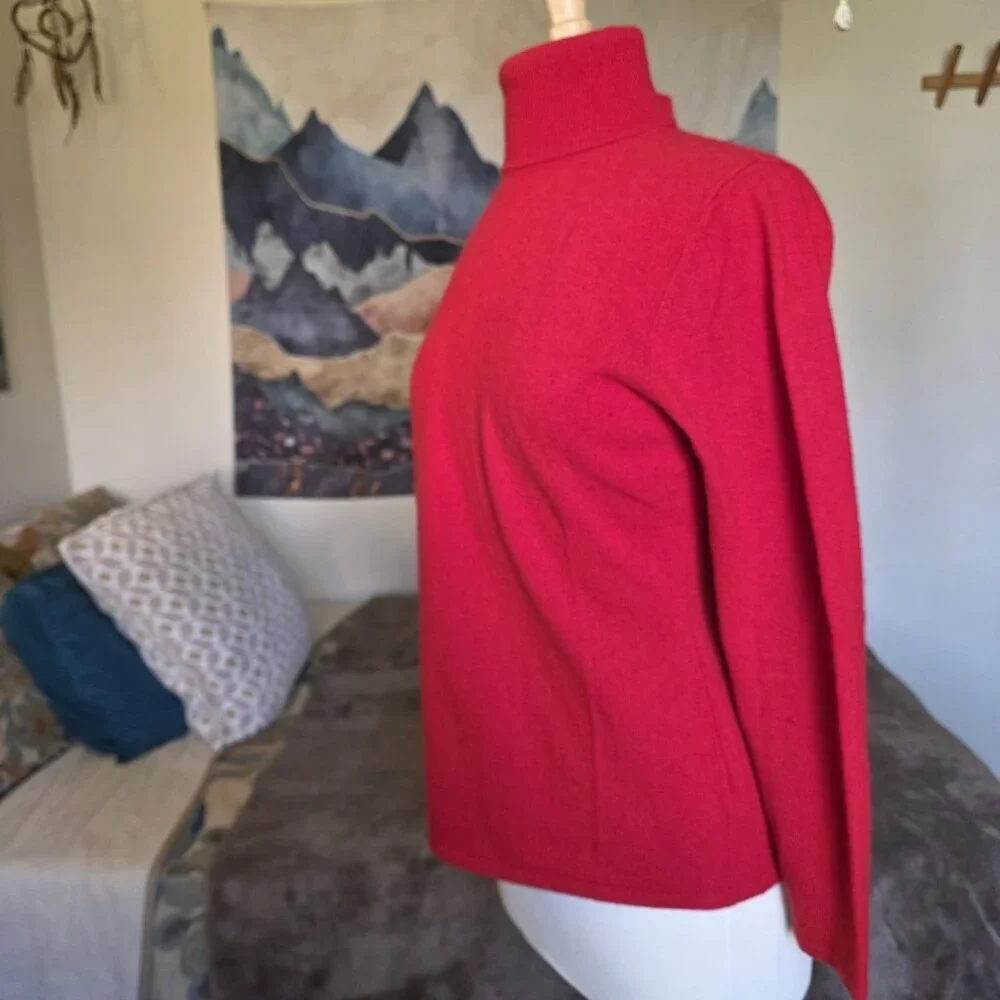 Ralph Lauren Red Cashmere Merino Angora Wool Turtleneck Sweater M